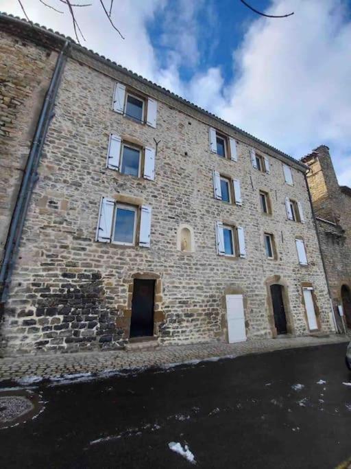 Logement Moderne Au Coeur Du Village Saint-Georges-de-Luzencon Ngoại thất bức ảnh